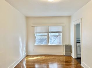 223 Lime Ave APT 3, Long Beach, CA 90802