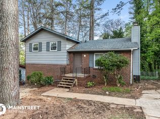 1717 Bobolink Ln, Birmingham, AL 35215