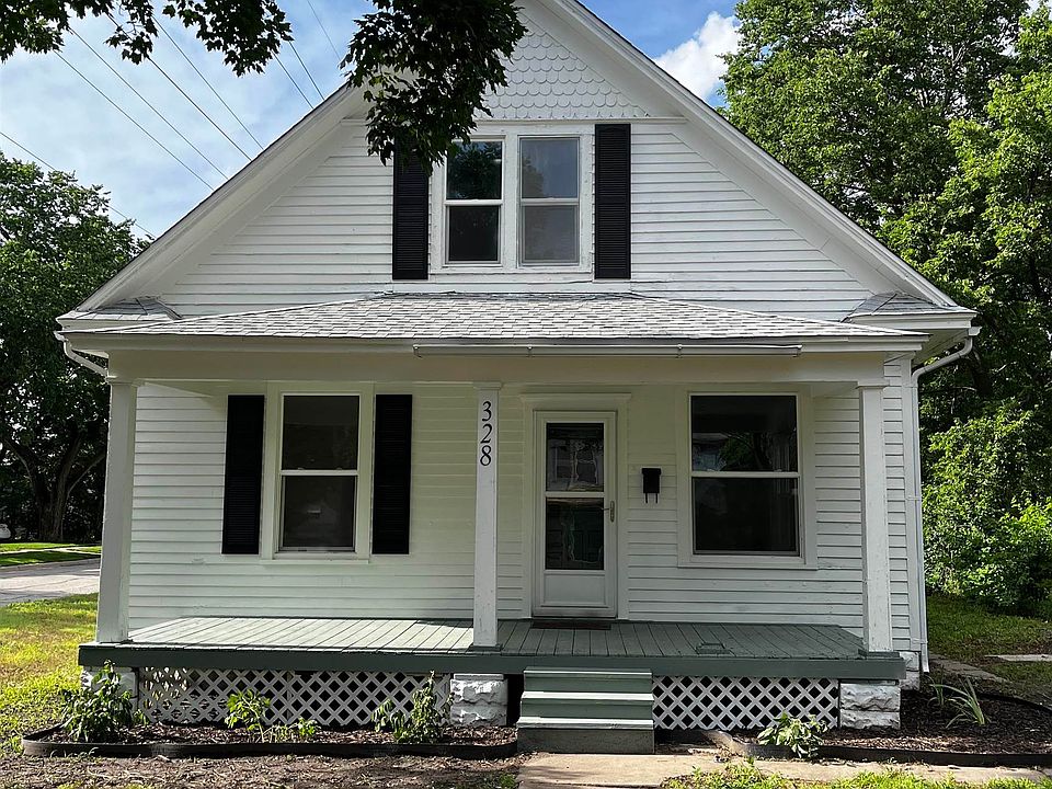 1st image of 328 SW 3rd St