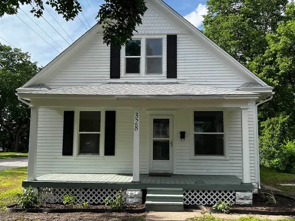 328 SW 3rd St, Newton, KS 67114