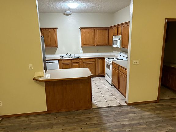 4th image of 5723 W 7th Ave