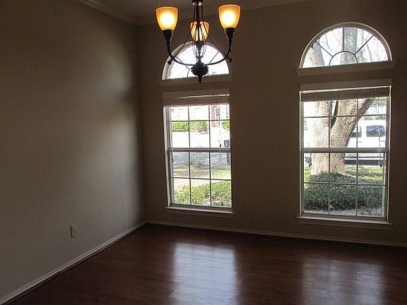 3rd image of 8302 Trail Lake Dr