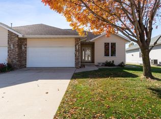 719 Winterberry Pl NE, Cedar Rapids, IA 52402
