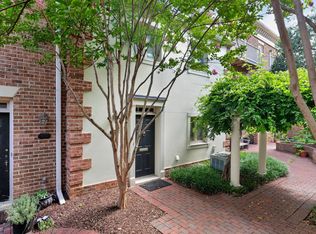 955 N Pitt St, Alexandria, VA 22314
