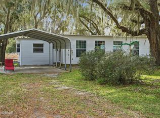 105 Major Ln, Crescent City, FL 32112