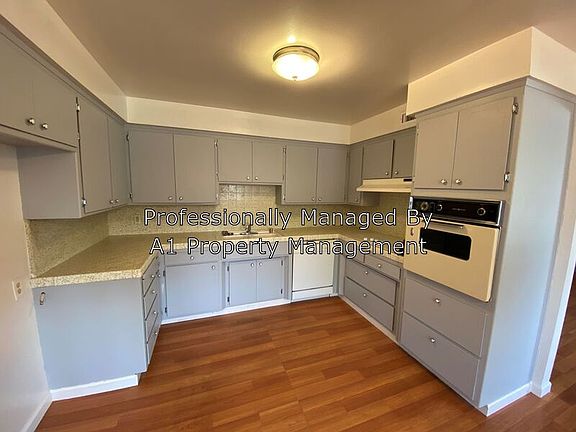 5th image of 1041 Katz Ave