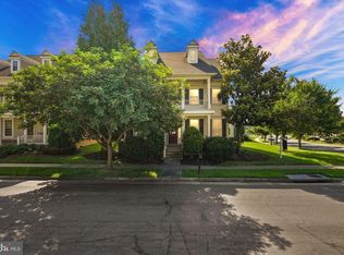 10631 Poagues Battery Dr, Bristow, VA 20136
