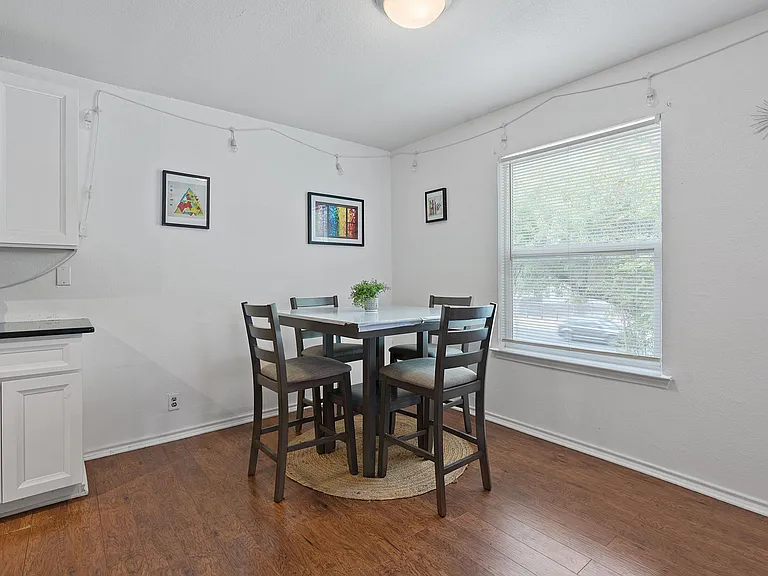 2505 Parker Ln #B — Photo 9