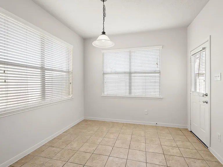 15114 Cave Creek Dr — Photo 10