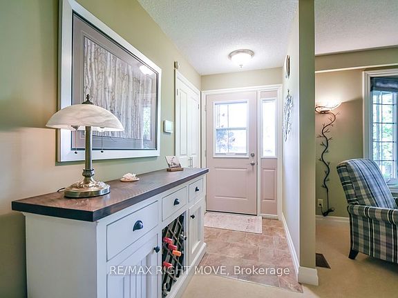 5th image of 355 Fairview Dr