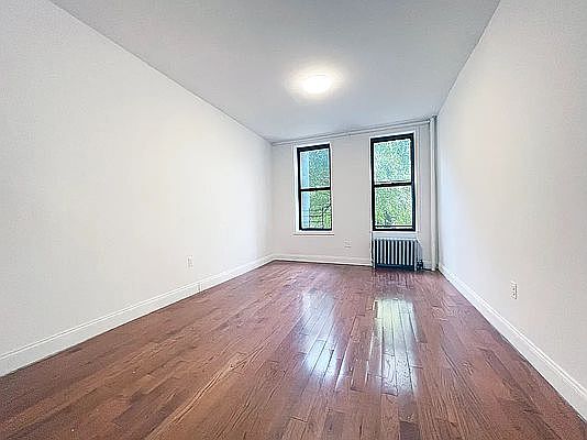 2nd image of 235 E 121st St APT 2B