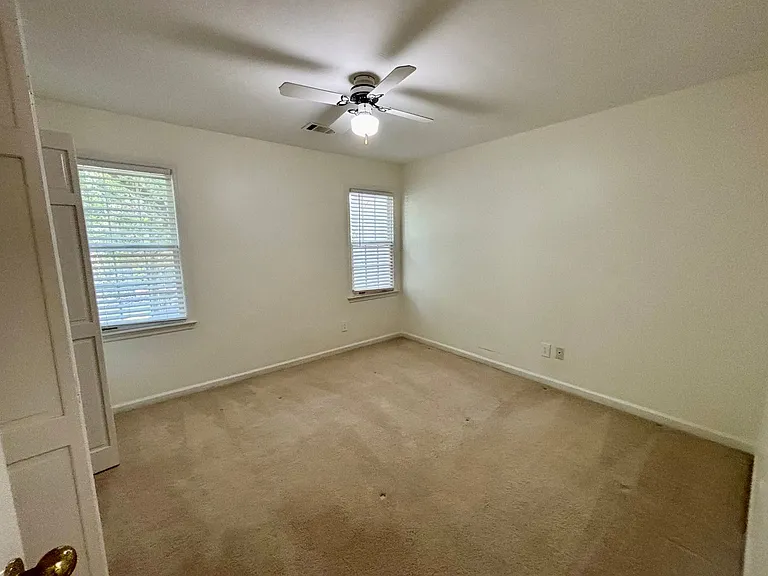 4160 Creekwood Dr — Photo 18