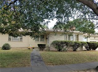 6 April Ct, Providence, RI 02908