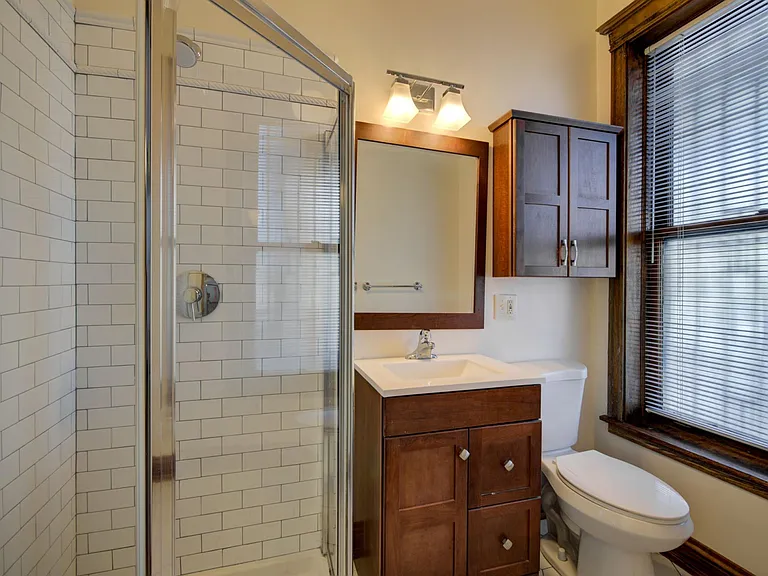 845 W Sheridan Rd #3 — Photo 15