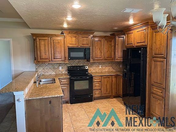 3rd image of 108 Carmel Ln