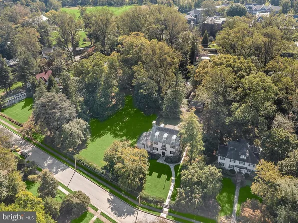 2209 Ken Oak Rd, Baltimore, MD 21209