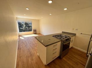 760 N Point St APT 202, San Francisco, CA 94109
