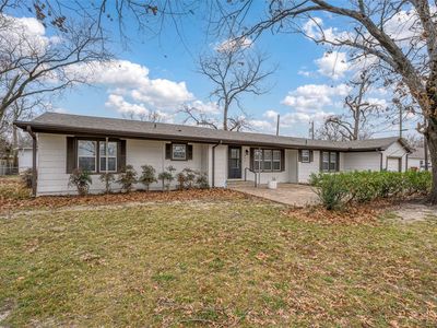 903 Lynn St, Bonham, TX, 75418