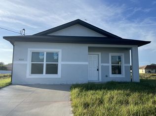 4203 33rd St SW, Lehigh Acres, FL 33976