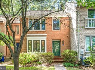 2028 Swans Neck Way, Reston, VA 20191