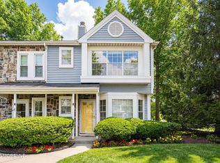 2 Jodhpur Ct, Tinton Falls, NJ
