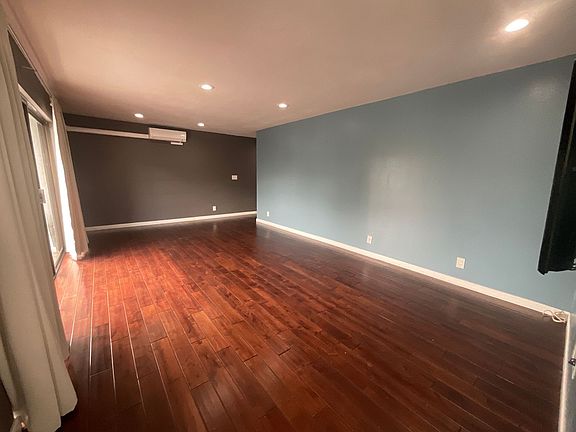 5th image of 4595 California Ave Unit 211