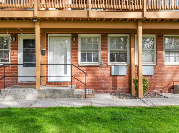 1 Huguenot Street #42, New Paltz, NY 12561