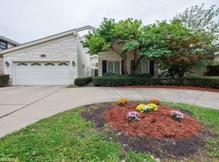 8908 Kilbourn Ave, Skokie, IL 60076