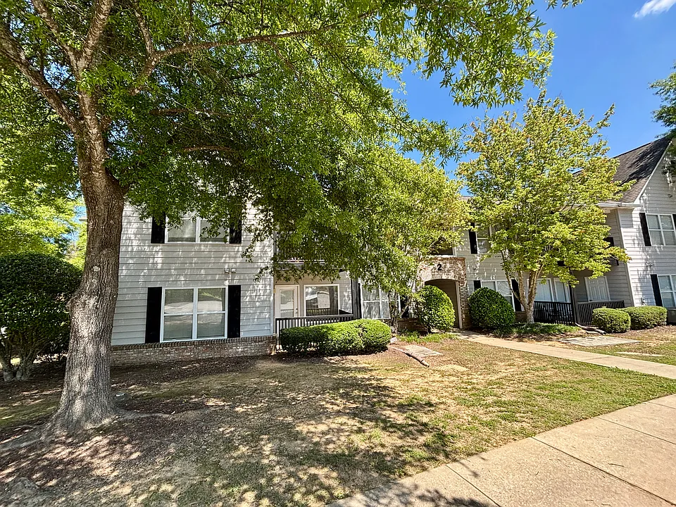 1385 S Donahue Dr #2101