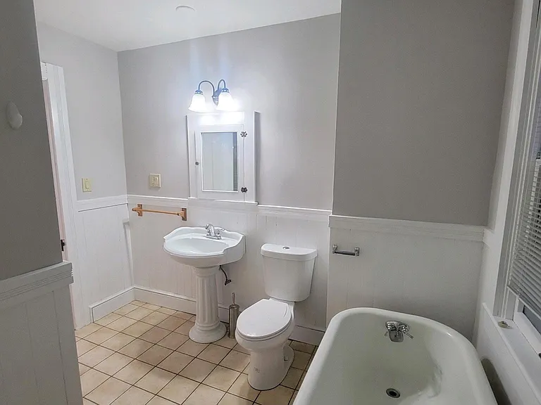 3909 Bridge Ave — Photo 11