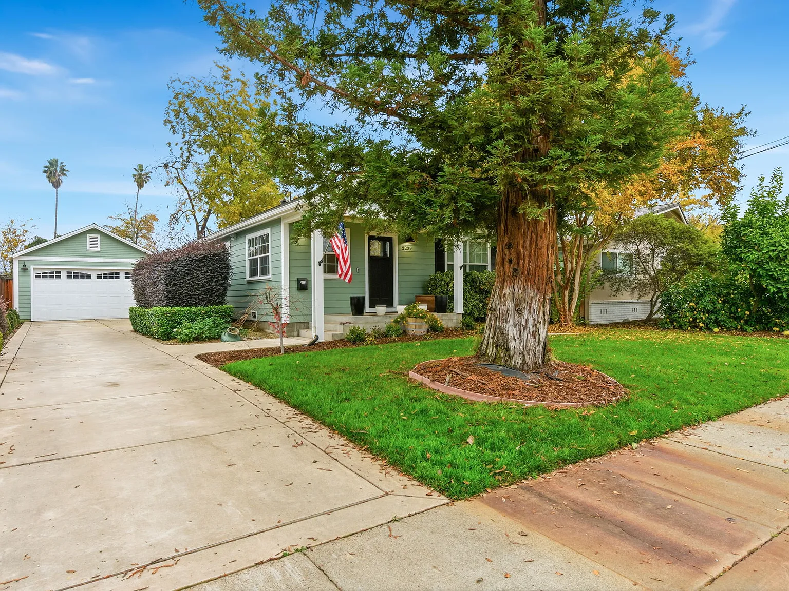 2 bed, $3,995 — Photo 4