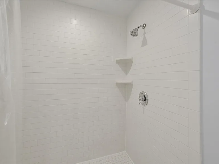 8415 Braesdale Ln — Photo 27