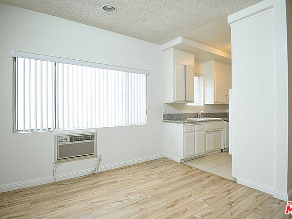 3rd image of 337 N Palm Dr #Pgxsty8h5