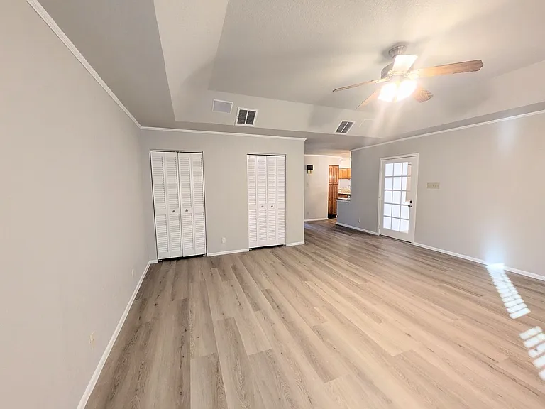 6618 Cloverbend St — Photo 12