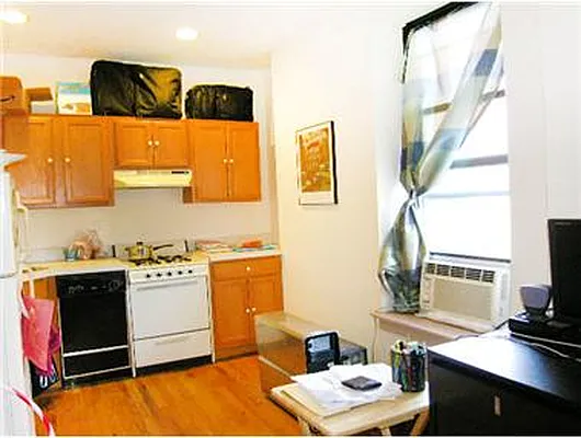 Rented by Douglas Elliman | media 20