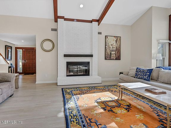 3rd image of 5362 OAK BAY Drive N