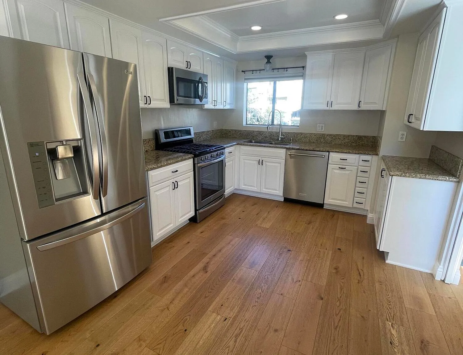 2 bed, 2.5 bath, 1776 sqft, $4,795 — Photo 1