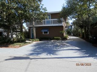 277 Beach Ave #B, Atlantic Beach, FL 32233