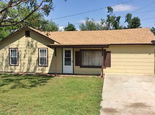 610 15th St, Woodward, OK 73801