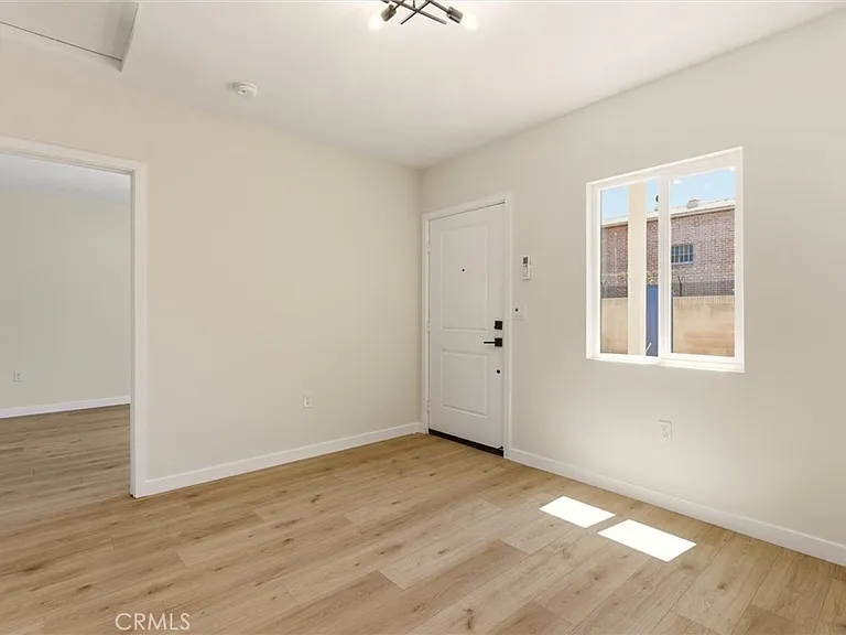 2155 Euclid Ave #A — Photo 8