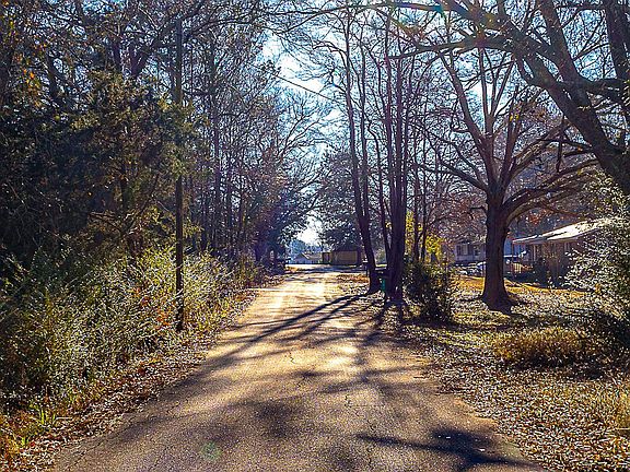 5th image of 241 Boozer Rd