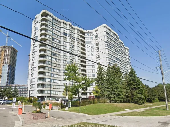 7460 Bathurst St #1706, Vaughan, ON L4J 7K9