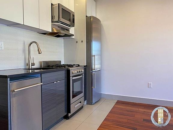 5th image of 21 Herkimer St #3RR