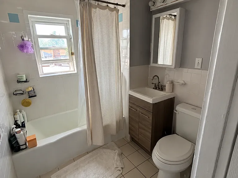 11 Houghton St #1 — Photo 14