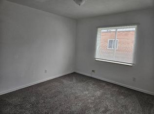 33050 Aurora Rd APT 5, Solon, OH 44139