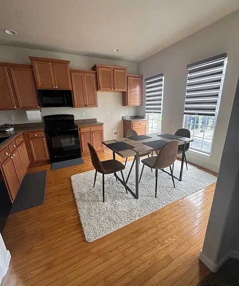 940 Burning Bush Point — Photo 14
