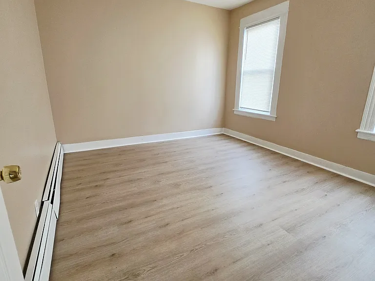 124 Southview St #1 — Photo 11