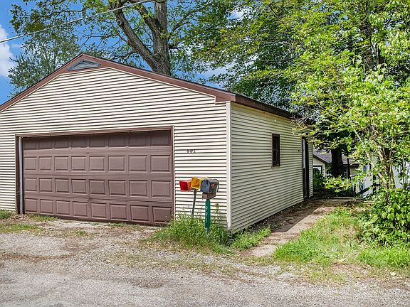 5th image of 991 Orchard Dr