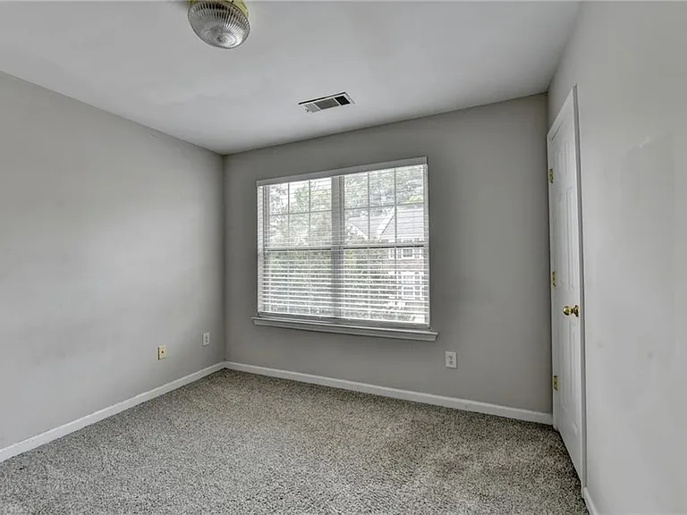 3187 Mill Springs Cir — Photo 20