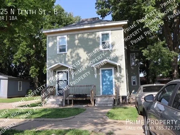 225 N 10th St #B, Salina, KS 67401